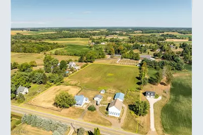 13529 Louisville Street NE, Paris, OH 44669 - Photo 6