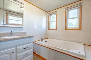 13529 Louisville St NE, Paris, OH 44669 - Photo 28