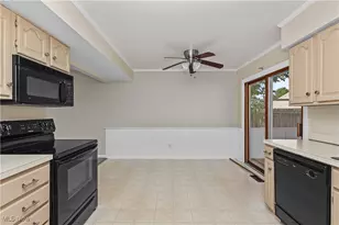 988 E 348th St, Eastlake, OH 44095 - Photo 2