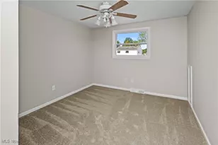 988 E 348th St, Eastlake, OH 44095 - Photo 16