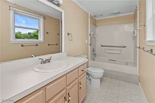 988 E 348th St, Eastlake, OH 44095 - Photo 22