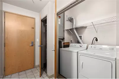 1951 W 26th Street #508, Loveland, OH 44113 - Photo 24