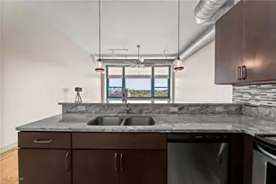 1951 W 26th St, Loveland, OH 44113 - Photo 14