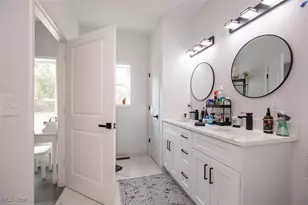 18433 Whitney Rd, Strongsville, OH 44149 - Photo 18