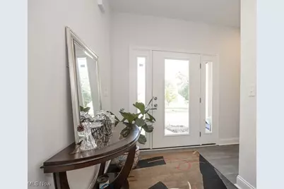 18433 Whitney Road, Strongsville, OH 44149 - Photo 8