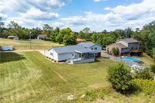 148 Oak Dr, Dillonvale, OH 43917 - Photo 6