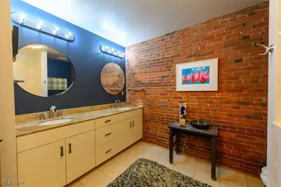 635 W Lakeside Avenue #406, Loveland, OH 44113 - Photo 20