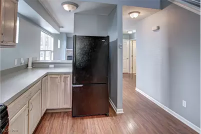 17610 Wildwood Lane #315, Loveland, OH 44119 - Photo 6