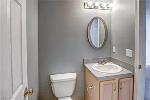 17610 Wildwood Ln, Loveland, OH 44119 - Photo 18