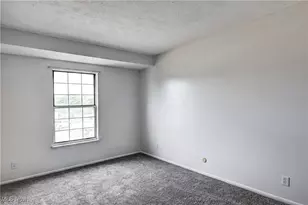 6883 Colonial Dr, Mentor, OH 44060 - Photo 20