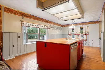 7392 Tallmadge Road, Rootstown, OH 44272 - Photo 12