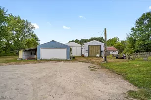 7392 Tallmadge Rd, Rootstown, OH 44272 - Photo 4