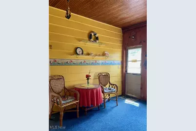 135 Ridgeland Drive, Amherst, OH 44001 - Photo 2