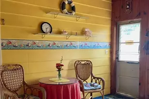 135 Ridgeland Dr, Amherst, OH 44001 - Photo 2