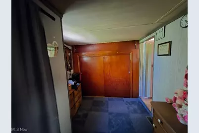 958 Central Avenue, Bellaire, OH 43906 - Photo 8