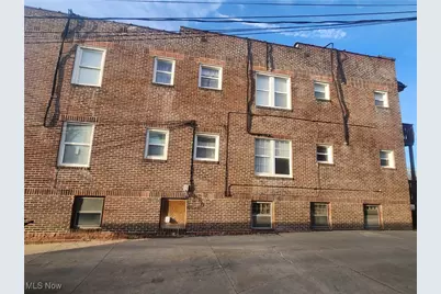 2413 Cleveland Avenue NW, Canton, OH 44709 - Photo 2