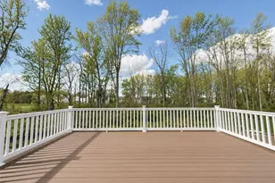 421 Bordeaux Blvd, Grandview Heights, OH 44147 - Photo 18