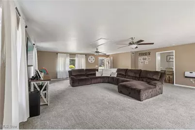 737 Moore Lane, East Palestine, OH 44413 - Photo 6