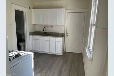 3100 Hancock Avenue, Loveland, OH 44113 - Photo 8