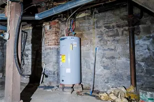 113 E 4th St, Uhrichsville, OH 44683 - Photo 18