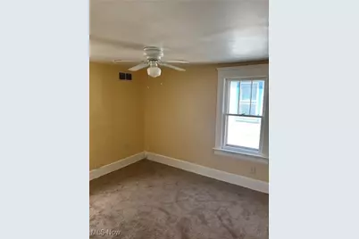 577 Rhodes Avenue, Akron, OH 44307 - Photo 22
