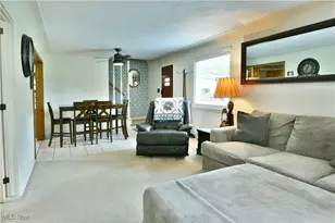 5451 Virginia Dr, Austintown, OH 44515 - Photo 6