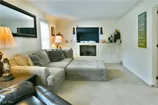 5451 Virginia Dr, Austintown, OH 44515 - Photo 4