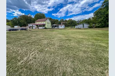 14614 E Liverpool Road, East Liverpool, OH 43920 - Photo 2