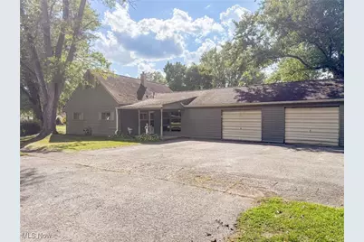 4102 Burkey Road, Austintown, OH 44515 - Photo 4