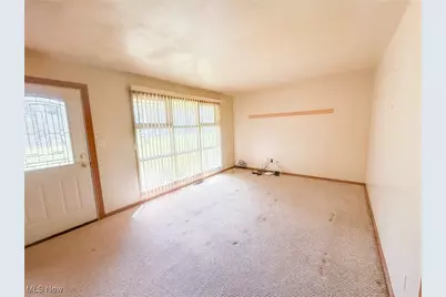 4102 Burkey Road, Austintown, OH 44515 - Photo 6