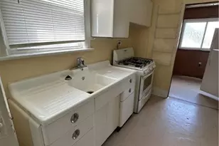 539 Thelma Ave, Akron, OH 44314 - Photo 10