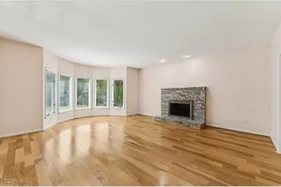 708 Dominic Drive, Cuyahoga Falls, OH 44223 - Photo 10