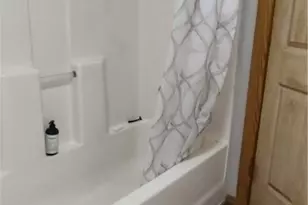 624 Cemetery St, Coshocton, OH 43812 - Photo 16