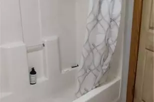 624 Cemetery St, Coshocton, OH 43812 - Photo 14