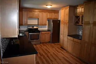 404 S Bon Air Ave, Youngstown, OH 44509 - Photo 6