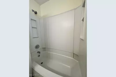 484 E 328th Street, Willowick, OH 44095 - Photo 22
