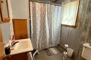 381 3rd St, Bergholz, OH 43908 - Photo 8