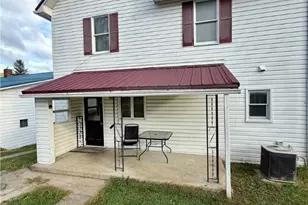 381 3rd St, Bergholz, OH 43908 - Photo 2