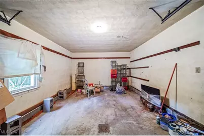 1505 Marlowe Avenue, Akron, OH 44313 - Photo 30