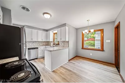 1505 Marlowe Avenue, Akron, OH 44313 - Photo 8