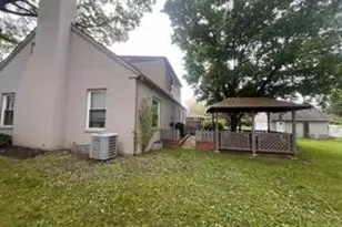 3118 Fulton Dr NW, Canton, OH 44718 - Photo 4