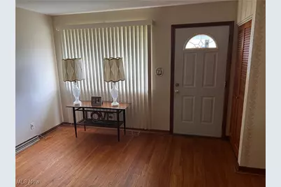 746 Whipple Avenue, Campbell, OH 44405 - Photo 2