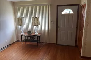 746 Whipple Ave, Campbell, OH 44405 - Photo 2