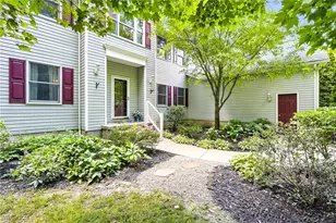 7734 Katie Dr, Wadsworth, OH 44281 - Photo 2