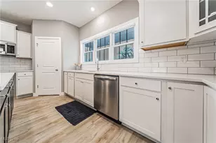 4322 Literary Ln, Willoughby, OH 44094 - Photo 14