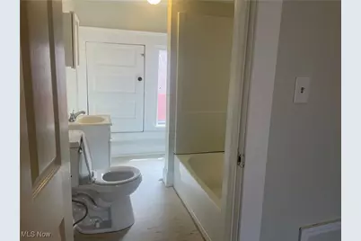 1420 Ansel Road, Loveland, OH 44106 - Photo 14