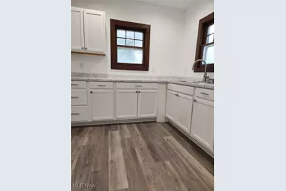 511 Girard Avenue SE, Canton, OH 44707 - Photo 12