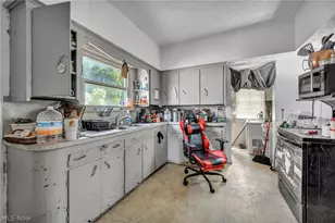 1716 Middle Ave, Elyria, OH 44035 - Photo 4