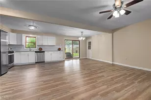 7007 Hidden Valley Dr, Amherst, OH 44001 - Photo 10