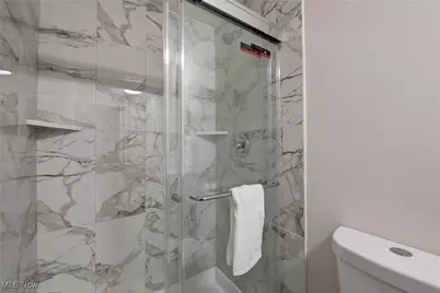 7007 Hidden Valley Drive, Amherst, OH 44001 - Photo 22